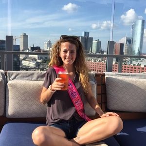 Meet your Posher, Anna